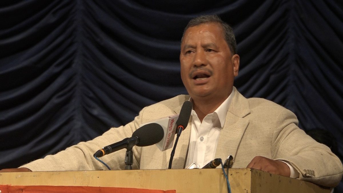 नेकपा महासचिव चन्दको गुनासोः 'प्रचण्ड र बाबुरामलाई जिन्दगी नै दियौं, एकचोटी हेरेनन्'