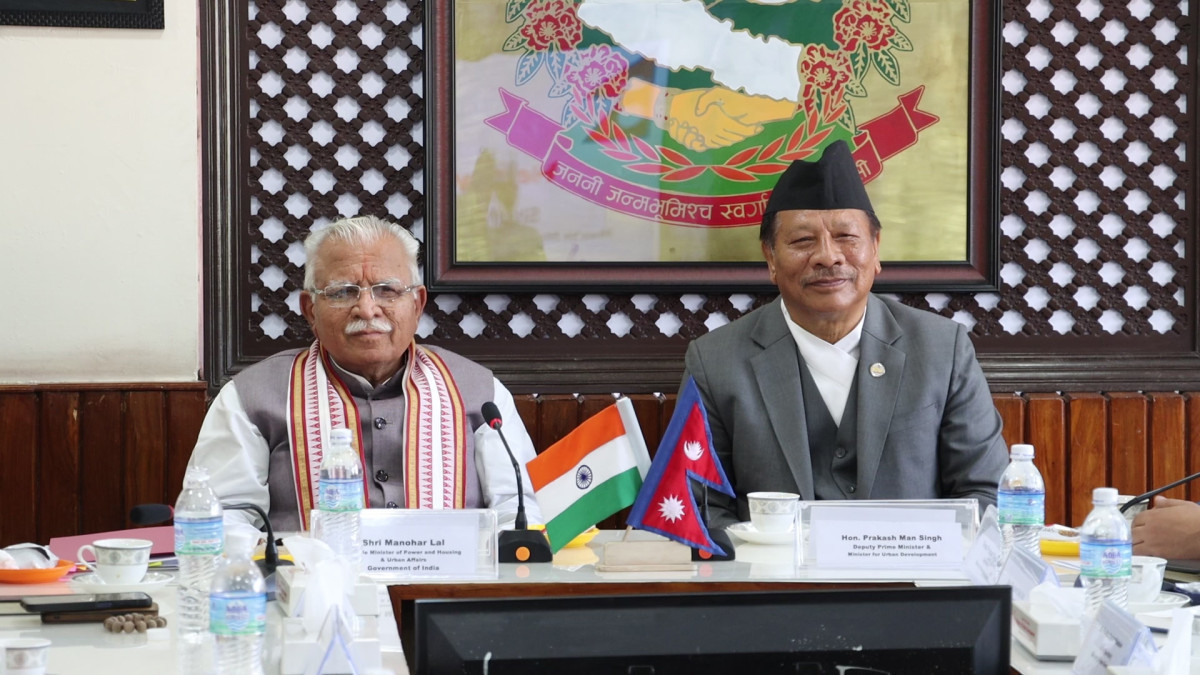 उपप्रधानमन्त्री सिंह र भारतका विद्युतमन्त्री मनोहरलाल खट्टरबीच भेट