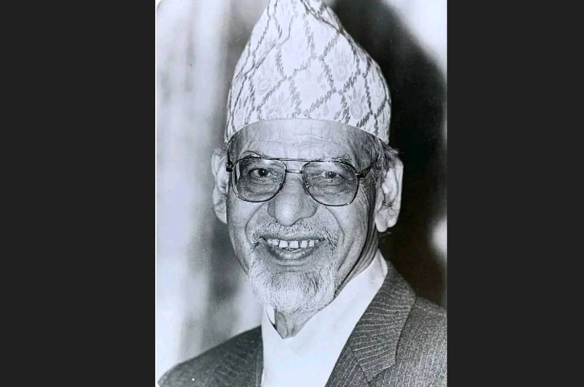 आज पहिलो कम्युनिष्ट प्रधानमन्त्री मनमाेहन अधिकारीको २६ औँ स्मृति दिवस मनाइँदै