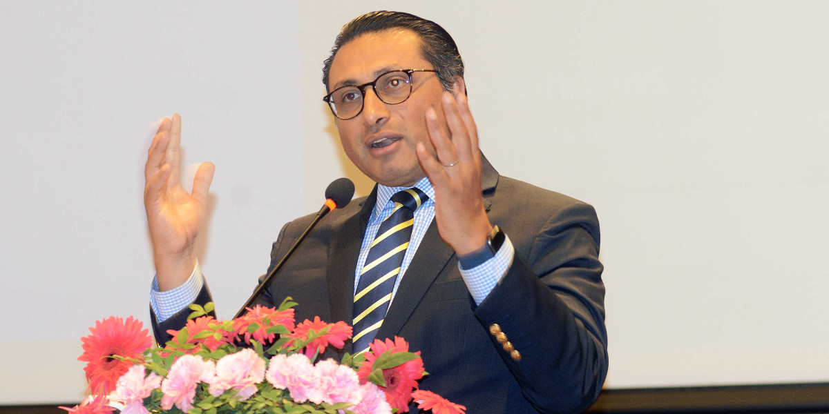 संविधानमै संशोधन र जनमत संग्रहको व्यवस्था छ, त्यसमै टेकेर अघि बढ्छौँः स्वर्णिम वाग्ले