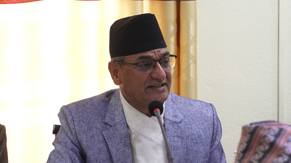कुलिङ पिरियडको अवधि र सेवाको उमेर हदमा देखिएको मतान्तरलाई सहमतिबाट टुंग्याउछौंः गृहमन्त्री