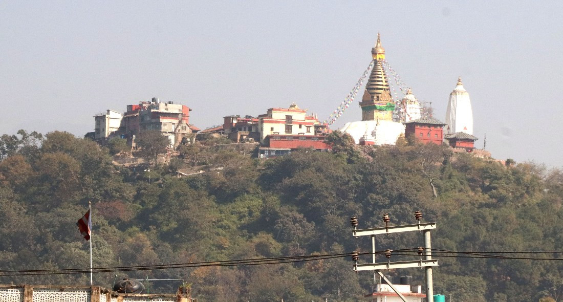 स्वयम्भूनाथ क्षेत्रमा बौद्धमार्गीको घुइँचो, बुद्धको अस्तुधातु दर्शनका लागि राखियो