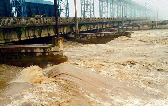 'पहिले नै सतर्क नभए यस वर्ष मनसुनबाट ठूलाे क्षति हुन सक्छ'