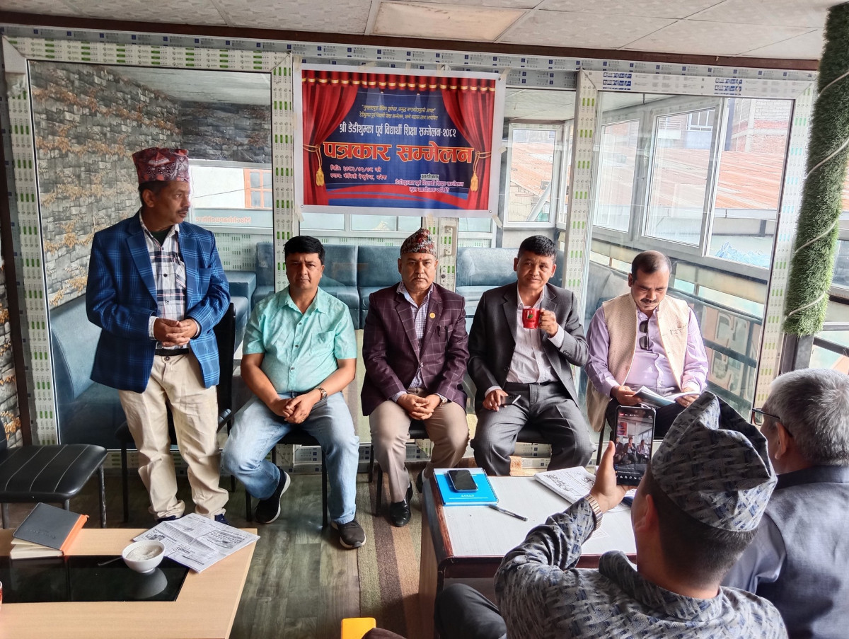 डेडीथुम्का पूर्वविद्यार्थी शिक्षा सम्मेलनबारे काभ्रेका पत्रकारहरुलाई जानकारी (भिडियाेसहित)