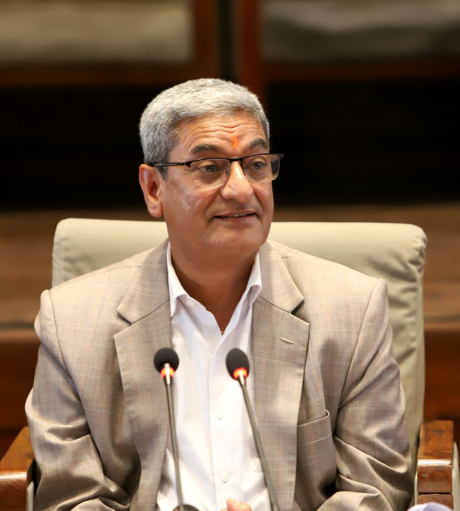 प्रधानमन्त्री ओलीको अभिव्यक्तिको बचाऊमा गृहमन्त्री