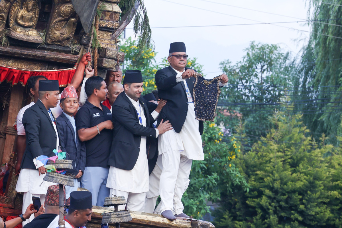 रातो मत्स्येन्द्रनाथको भोटो प्रदर्शन