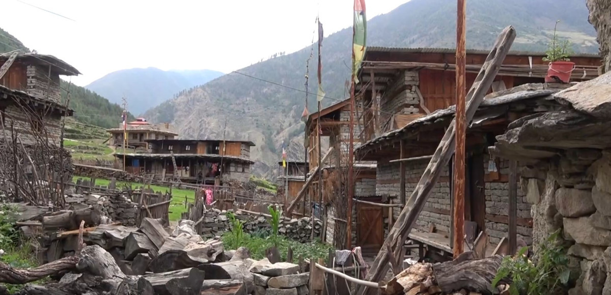 सबै किरा कोर्न गएपछि मुगुका गाउँहरु सुनसान, विद्यालय बन्द
