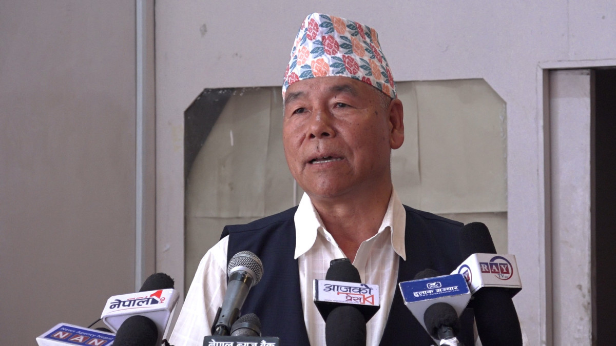 सत्तारुढ दलहरु एकअर्कालाई सिध्याउने मानसिकताले अघि बढेः महासचिव गुरुङ