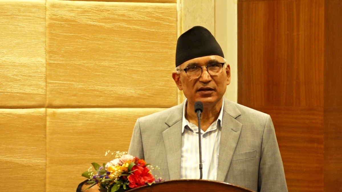 सरकार स्थिर कर नीतिको पक्षमा छः अर्थमन्त्री