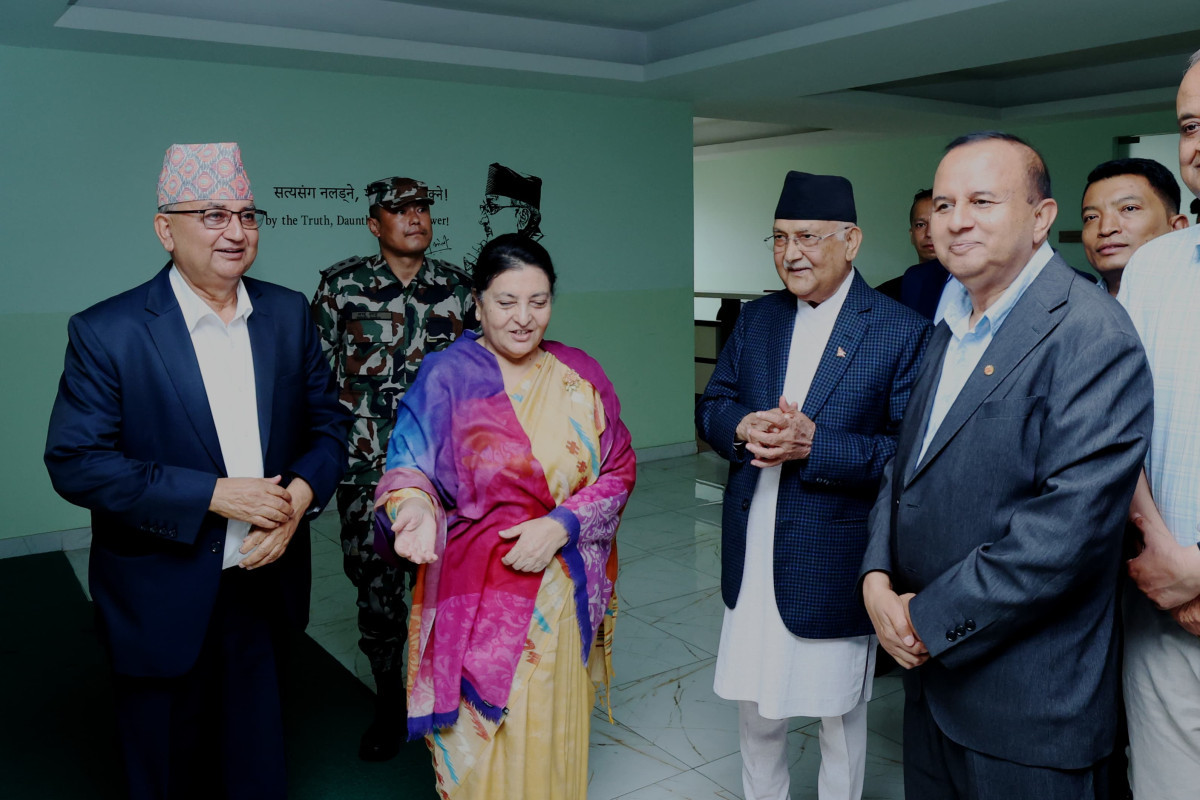 च्यासलमा ओली र विद्याले भनेः 'थप विभाजित हुँदैनौँ, अब जे गर्छौं सहमतिबाटै गर्छौं'