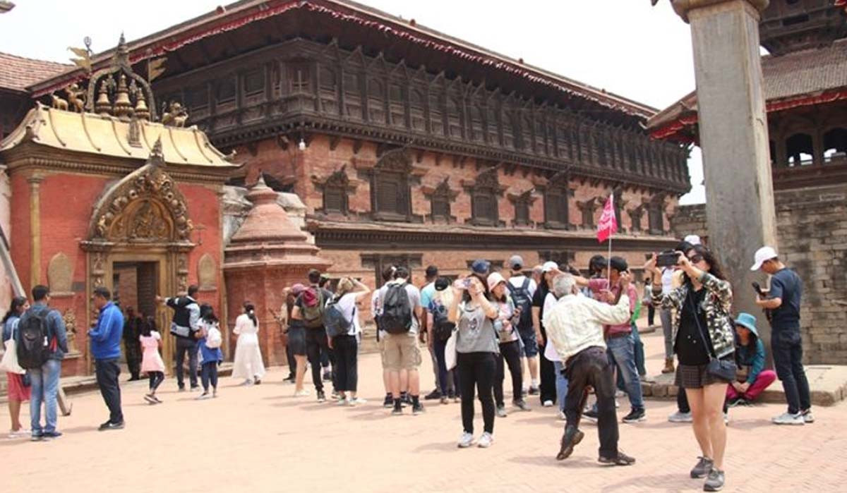 गत आर्थिक वर्षमा दुई लाख ४४ हजार विदेशी पर्यटकले गरे भक्तपुरको अवलोकन