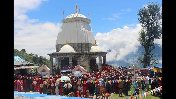 म्याग्दीको धार्मिक ऐतिहासिकस्थल जगन्नाथ मन्दिरमा रथयात्रा