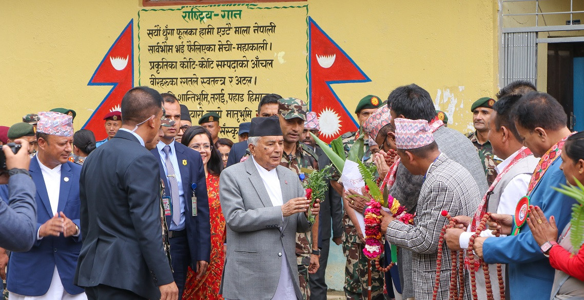 हीरक महोत्सवका लागि राष्ट्रपति पौडेल सङ्खुवासभामा