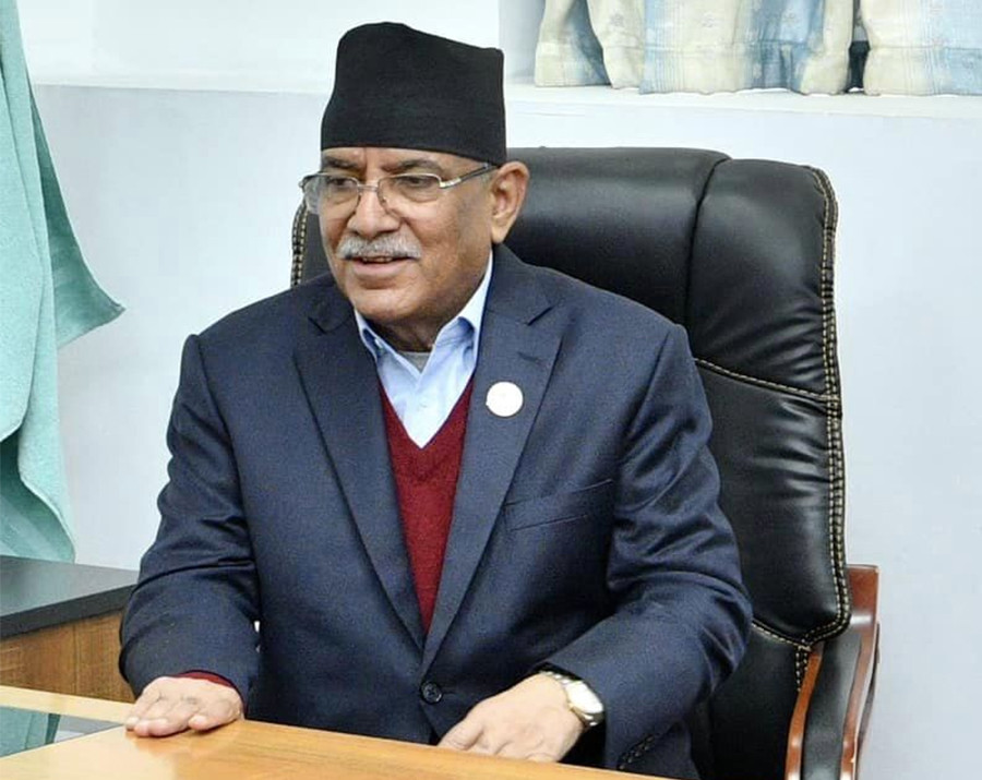 सरकार संविधान र संघीयता मास्ने दिशातर्फ अघि बढ्दैछ : पुष्पकमल दाहाल