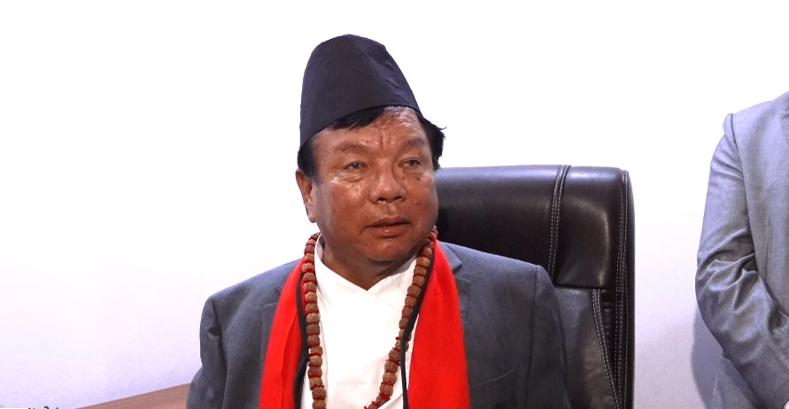 दशैंमा शिक्षकले तलब नपाएकोबारे शिक्षा मन्त्रीद्वारा अनुसन्धान सुरु