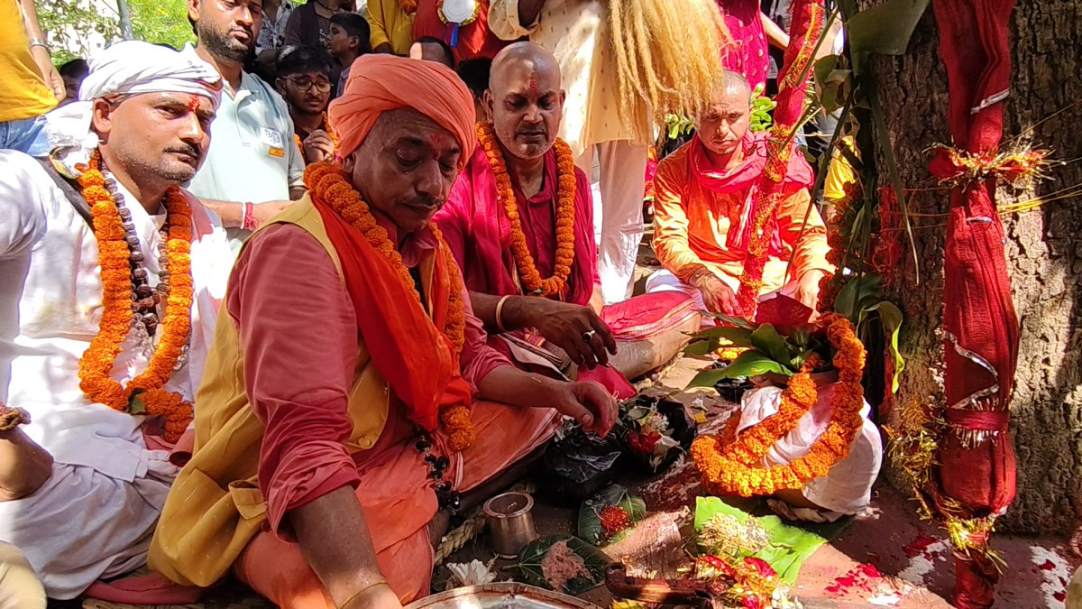 जनकपुरधामको शक्तिपीठहरुमा फूलपाती भित्र्याइयो