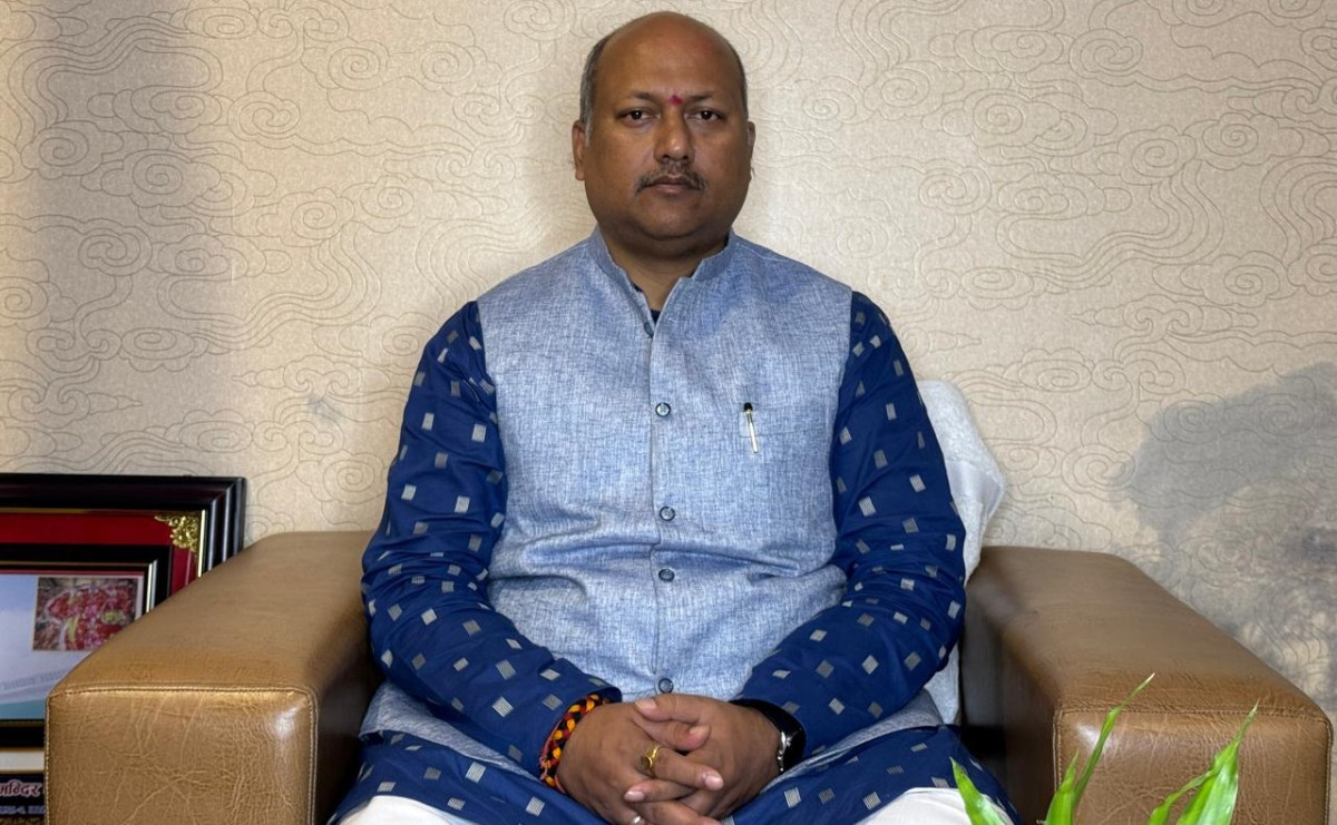 मधेशका मुख्यमन्त्री सिंहद्वारा सदनबाटै राजीनामा घोषणा