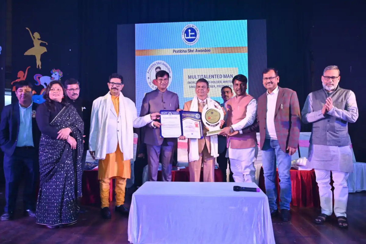 डा.उपाध्यायलाई भारतमा प्रतिभाश्री अवार्ड