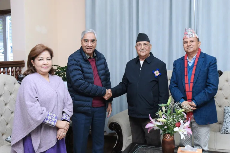 देउवा र ओलीबीच भेटवार्ता