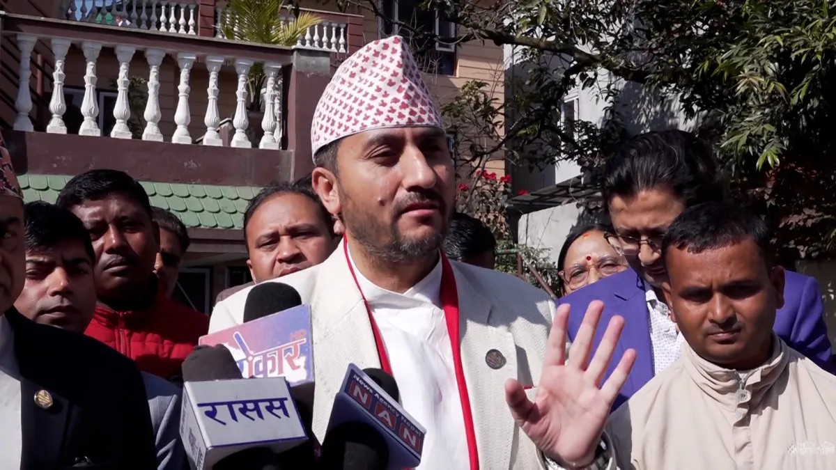 राजनीतिक दल निर्वाचनमा लागेको देख्दा उत्साहित: सञ्चारमन्त्री खरेल