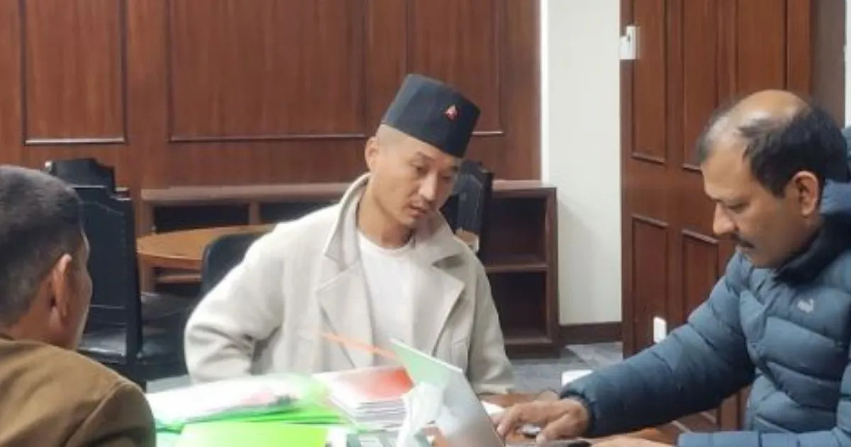 छानबिनका लागि आयोगमा उपस्थित सुदन गुरुङ