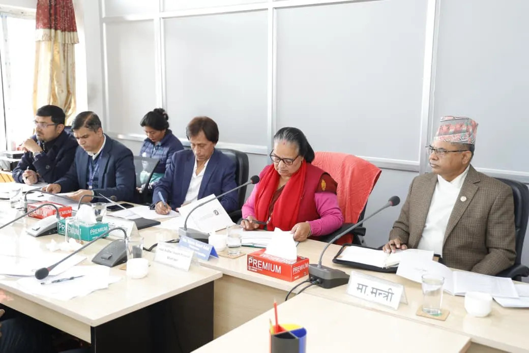पर्यटन क्षेत्रलाई उद्योग भनेका छौं, तर उद्योगसरह सुविधा दिएका छैनौं : मन्त्री सिन्हा