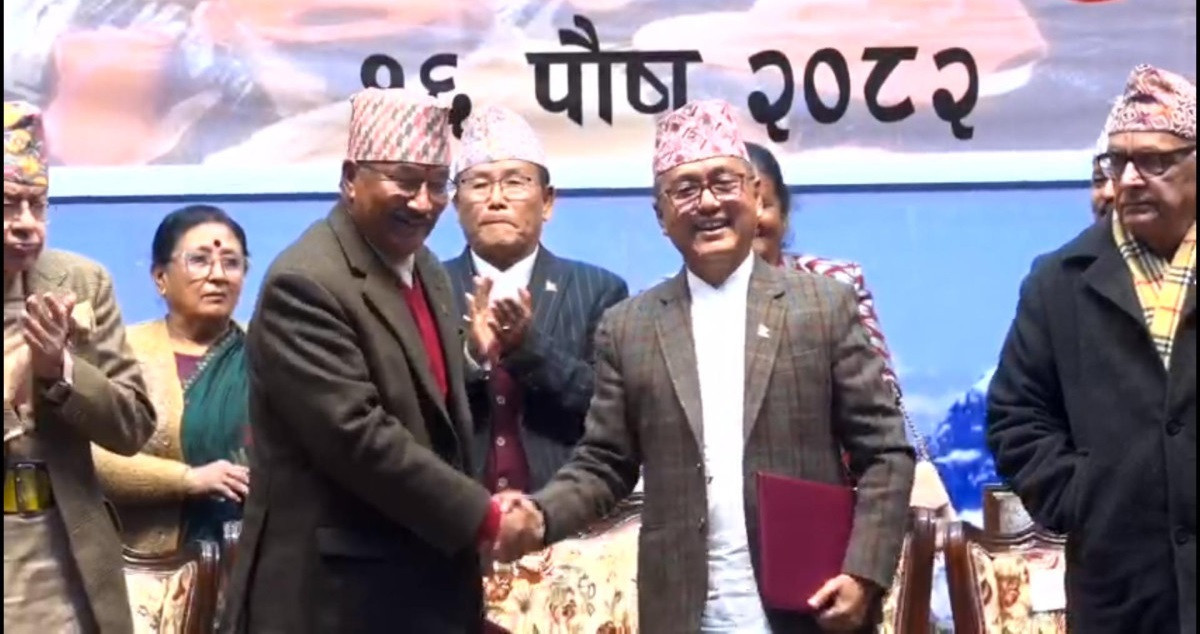 राप्रपा र राप्रपा नेपालबीच पार्टी एकताको घोषणा