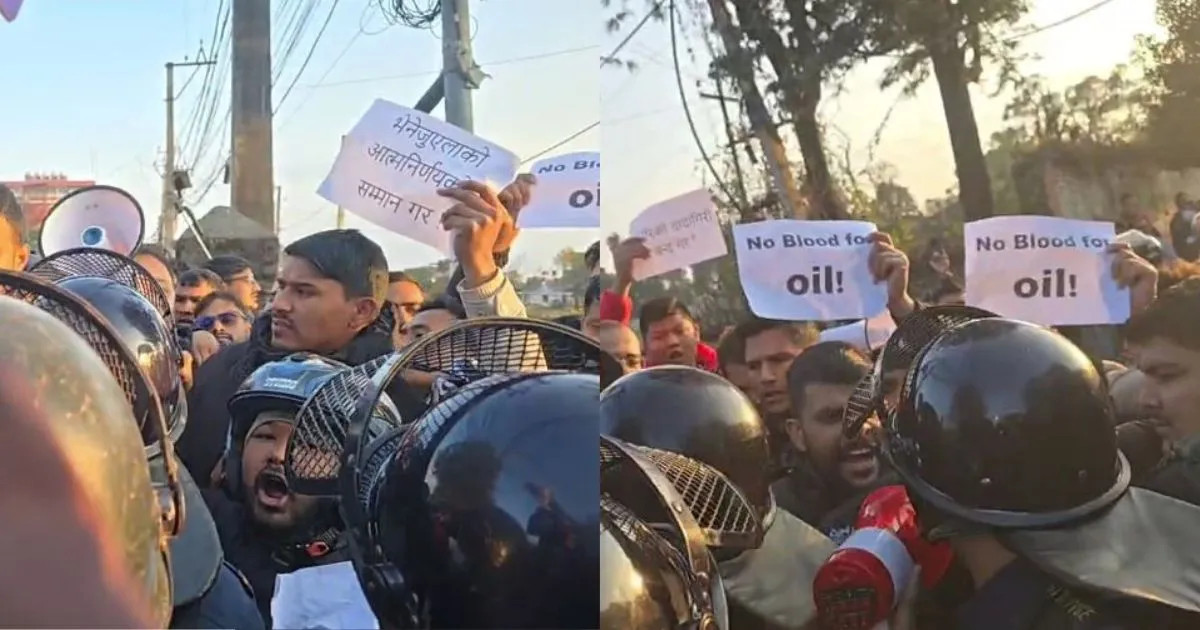 मादुरो रिहाइको माग गर्दै अमेरिकन एम्बेसी बाहिर विद्यार्थी संगठनको प्रदर्शन