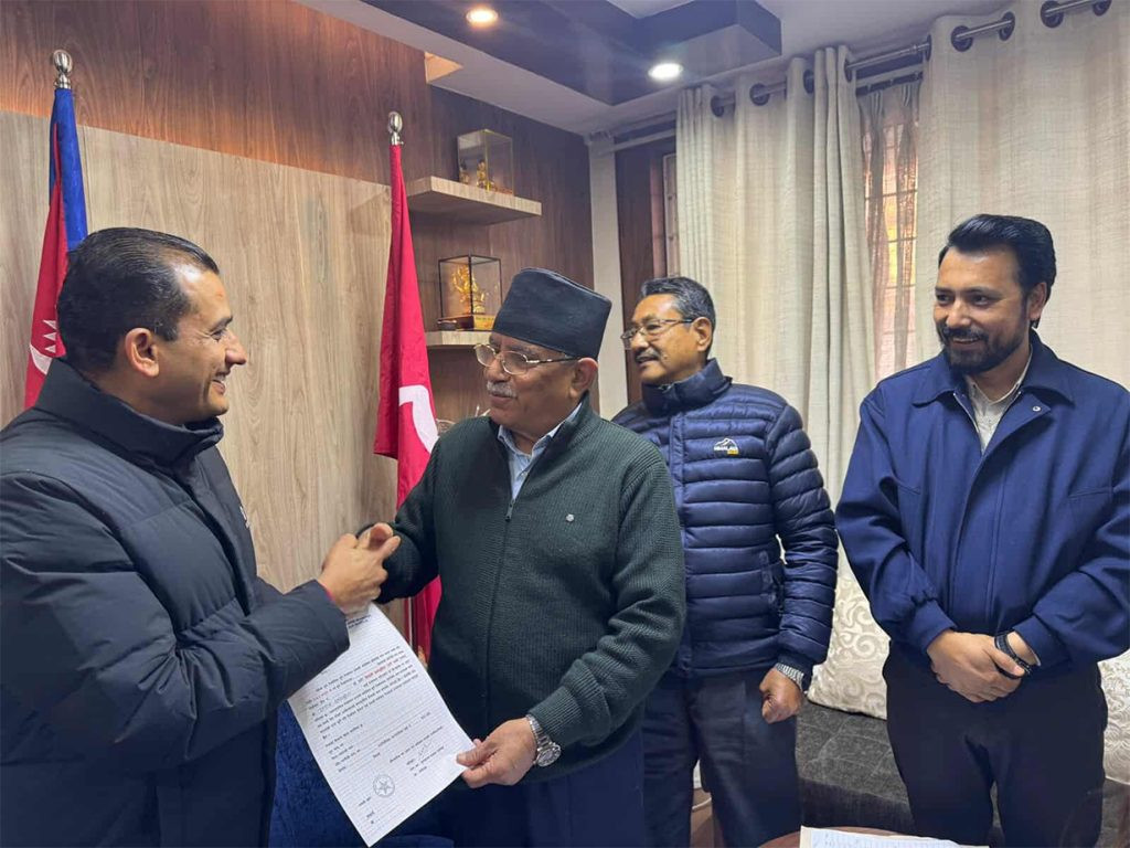 नेकपाले सिन्धुपाल्चोक–१ मा माधव सापकोटा ‘सुबोध’लाई उम्मेदवार बनायो