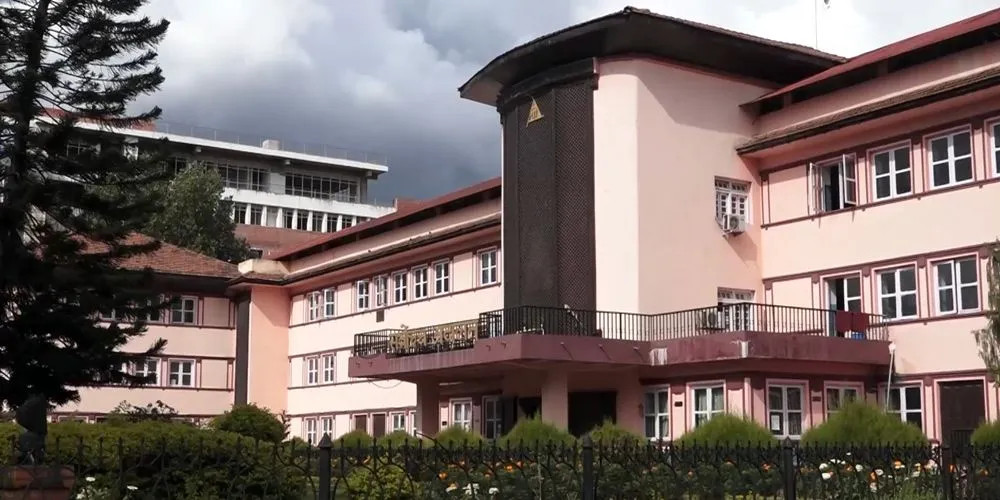 सर्वोच्च अदालतको आदेश: शैक्षिक सत्र सुरु भएपछि मात्रै विद्यार्थी भर्ना गर्न पाईने