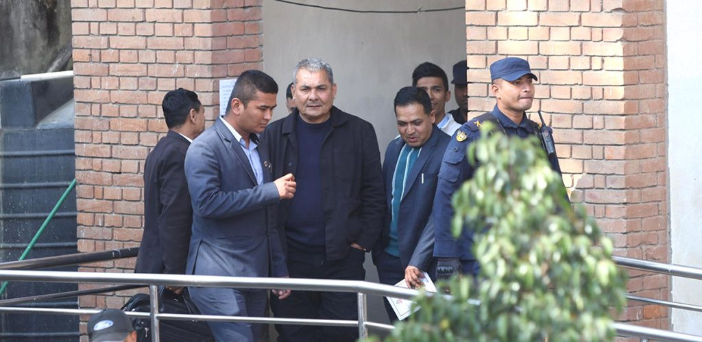 कांग्रेस विवादमा अभिव्यक्ति दिएका दुर्गा प्रसाईँलाई काठमाडौं प्रहरीले हाजिर जमानीमा रिहा गर्यो