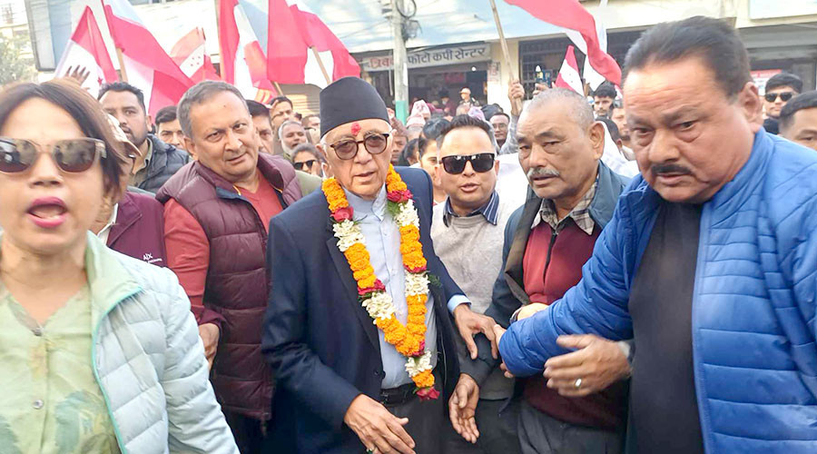 डा. शेखर कोइराला मोरङ–६ बाट उम्मेदवारी दर्ता