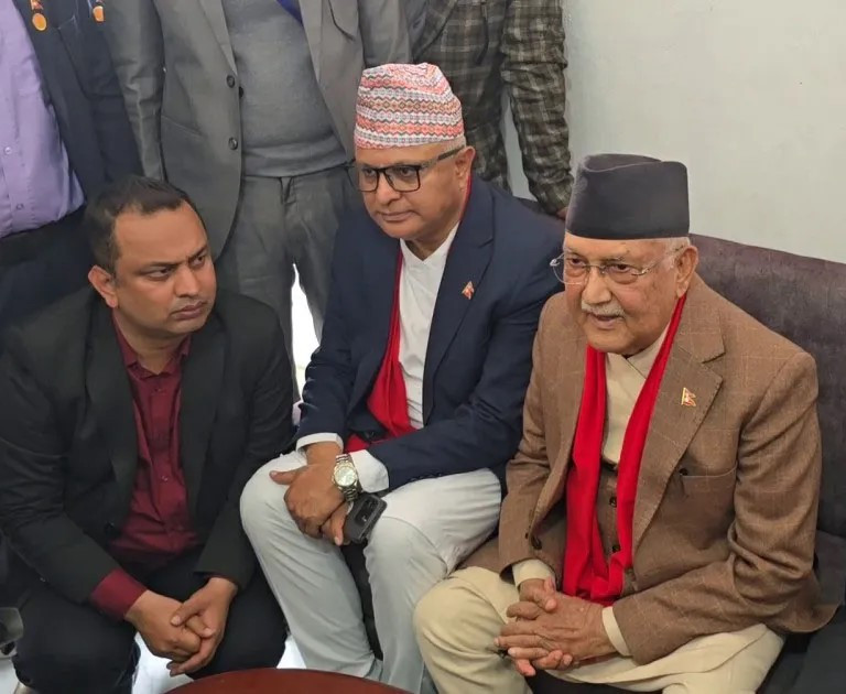 ओलीद्वारा देश बचाउन अनुभवी नेतृत्व आवश्यक भएको जोड, आगो लगाउनेहरूमाथि चिन्ता
