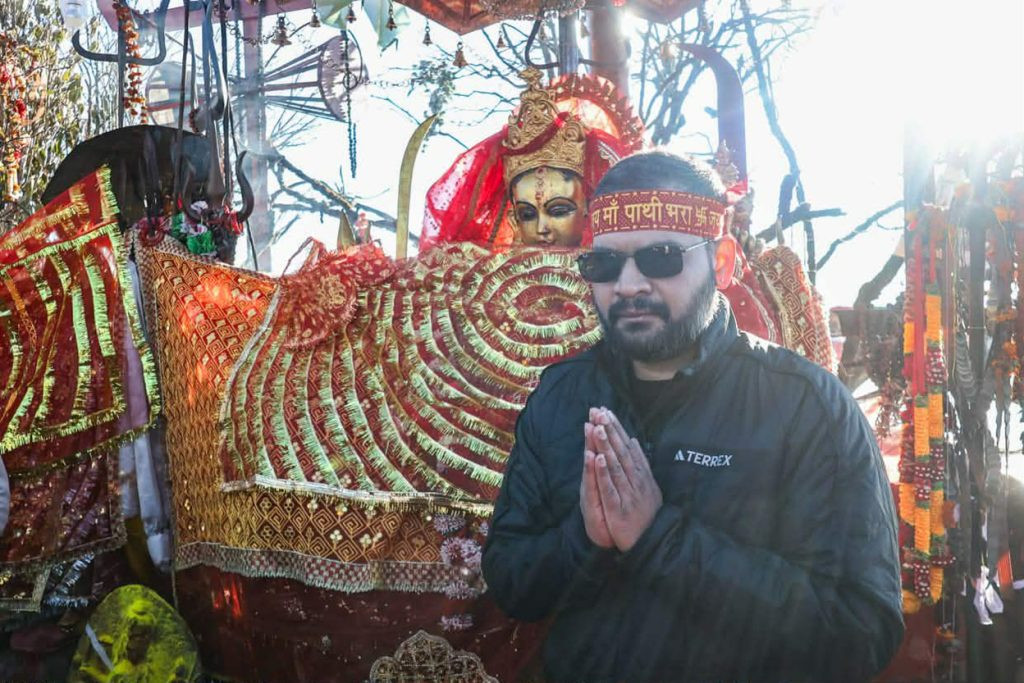 उम्मेदवार बालेन शाहले ताप्लेजुङको पाथिभरा मातामा पूजा, चुनाव प्रचारका क्रममा पूर्वी पहाडी जिल्लामा भ्रमण