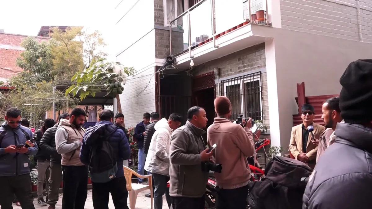 रास्वपाका नेता बालेन्द्र साहद्वारा उम्मेदवारसँग चुनावी रणनीति छलफल