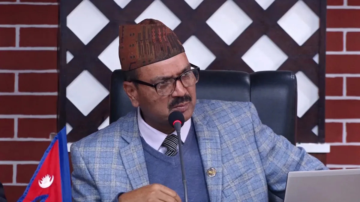 ‘फ्रि भिसा–फ्रि टिकट’ व्यवस्था खारेज गर्नुपर्ने श्रममन्त्री भण्डारीको प्रस्ताव