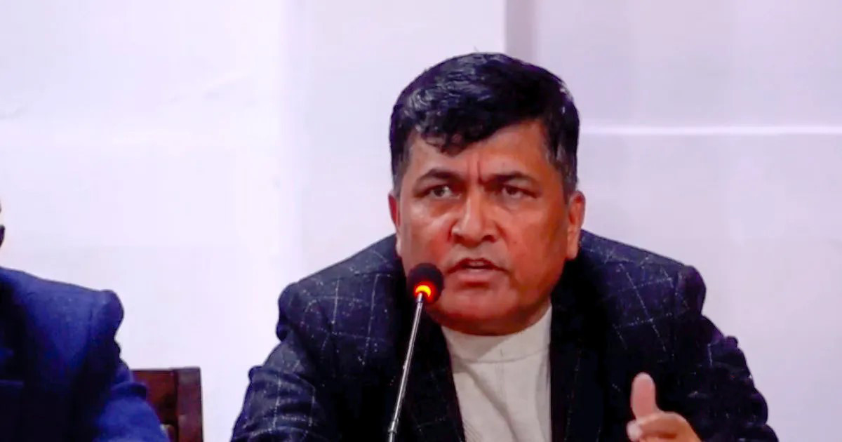 प्रतिनिधिसभा पुनःस्थापना मुद्दा छिटो टुंग्याउन सर्वोच्चलाई पूर्वमुख्यसचिव अर्यालको आग्रह