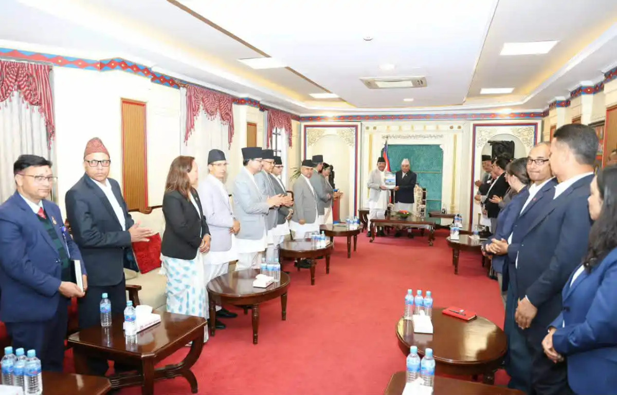 निर्वाचन प्रतिवेदन राष्ट्रपतिलाई बुझाइयो, सरकार गठनको प्रक्रिया सुरु हुने