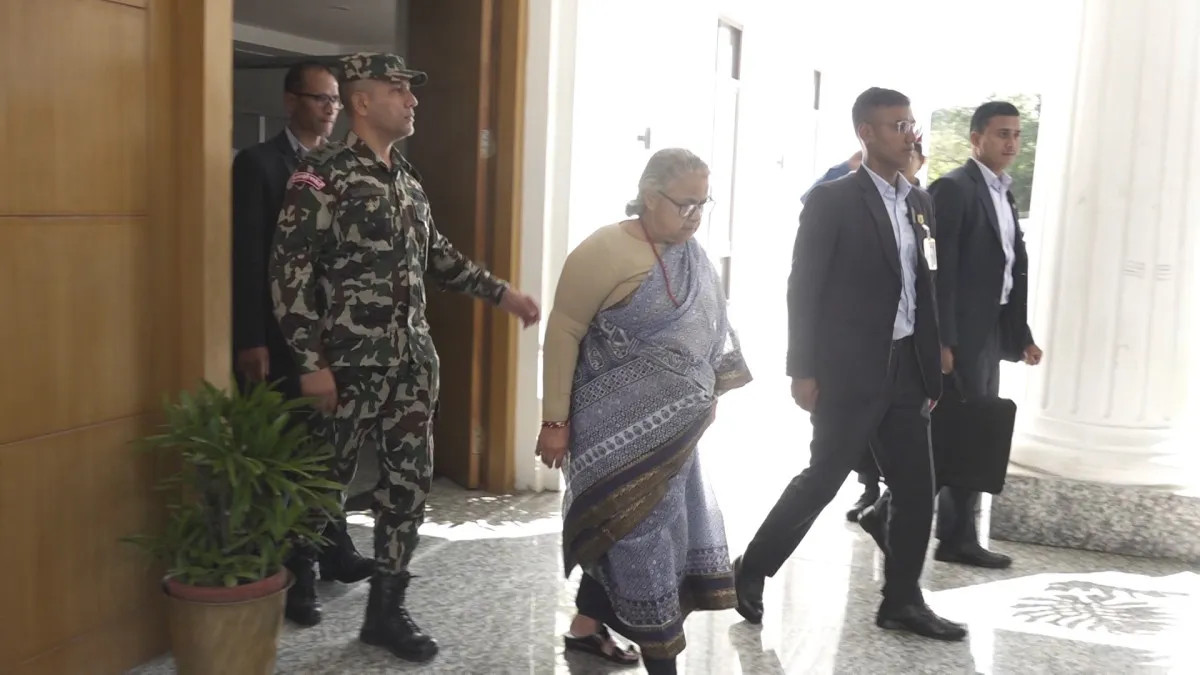 सिंहदरबारबाट बिदा भइन् प्रधानमन्त्री कार्की, निजी निवास सर्दै