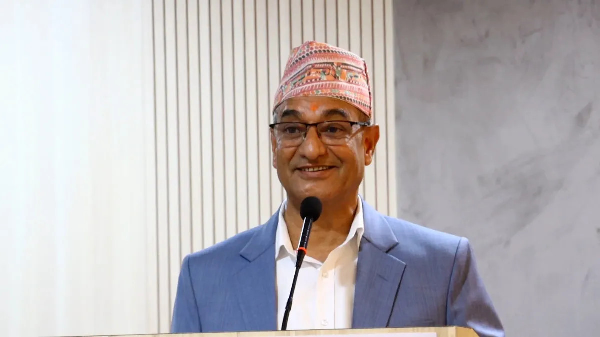 पूर्वगृहमन्त्री रमेश लेखक पक्राउ