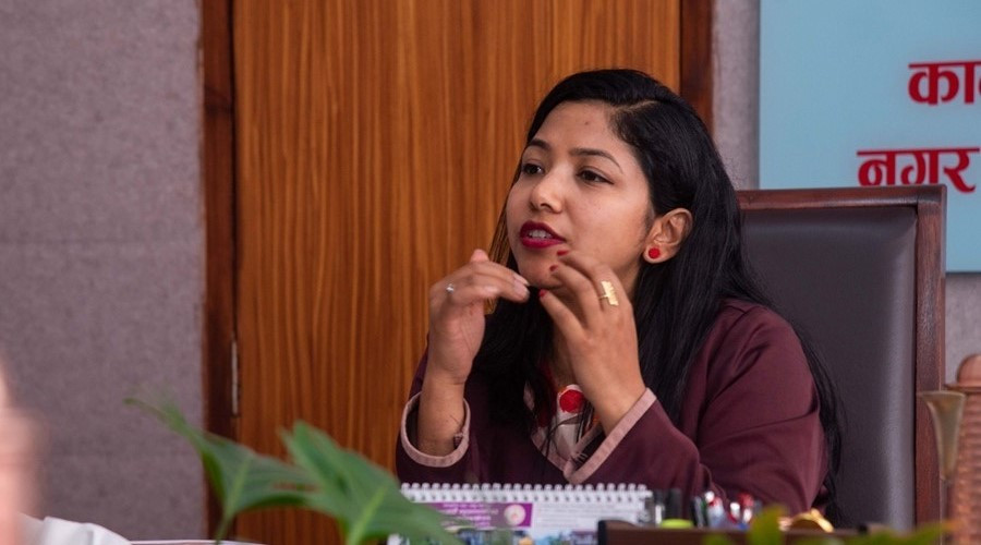 मानवीय संवेदनासहित अनधिकृत संरचना हटाइने : कार्यवाहक मेयर सुनिता डंगोल