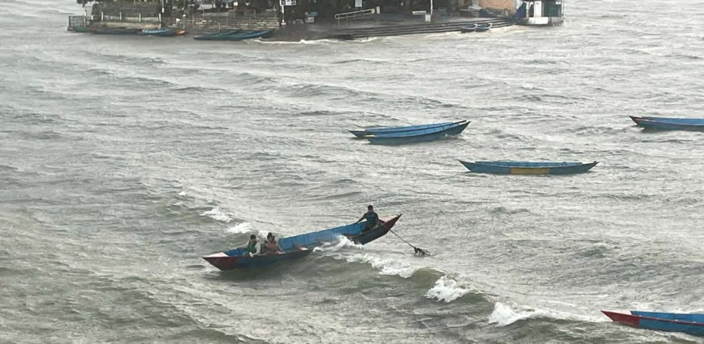 फेवातालमा फसेका ११ जनाको सकुशल उद्धार