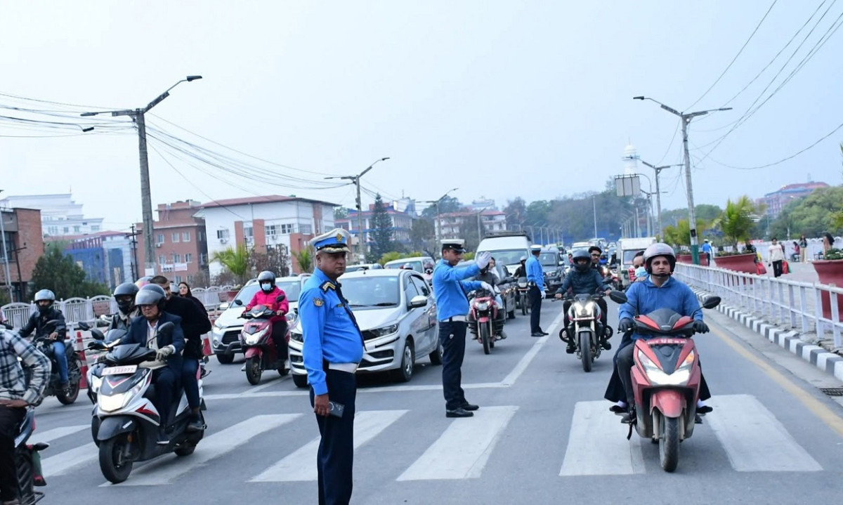 काठमाडौँ उपत्यकामा नियम उल्लङ्घन गरी सवारी चलाउनेविरुद्ध कडा निगरानी
