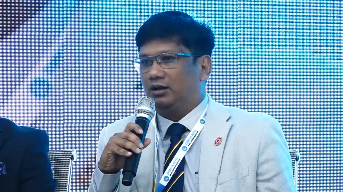 नेपाली विद्यार्थीलाई देशमै अड्याउन उच्च शिक्षामा सुधार आवश्यक