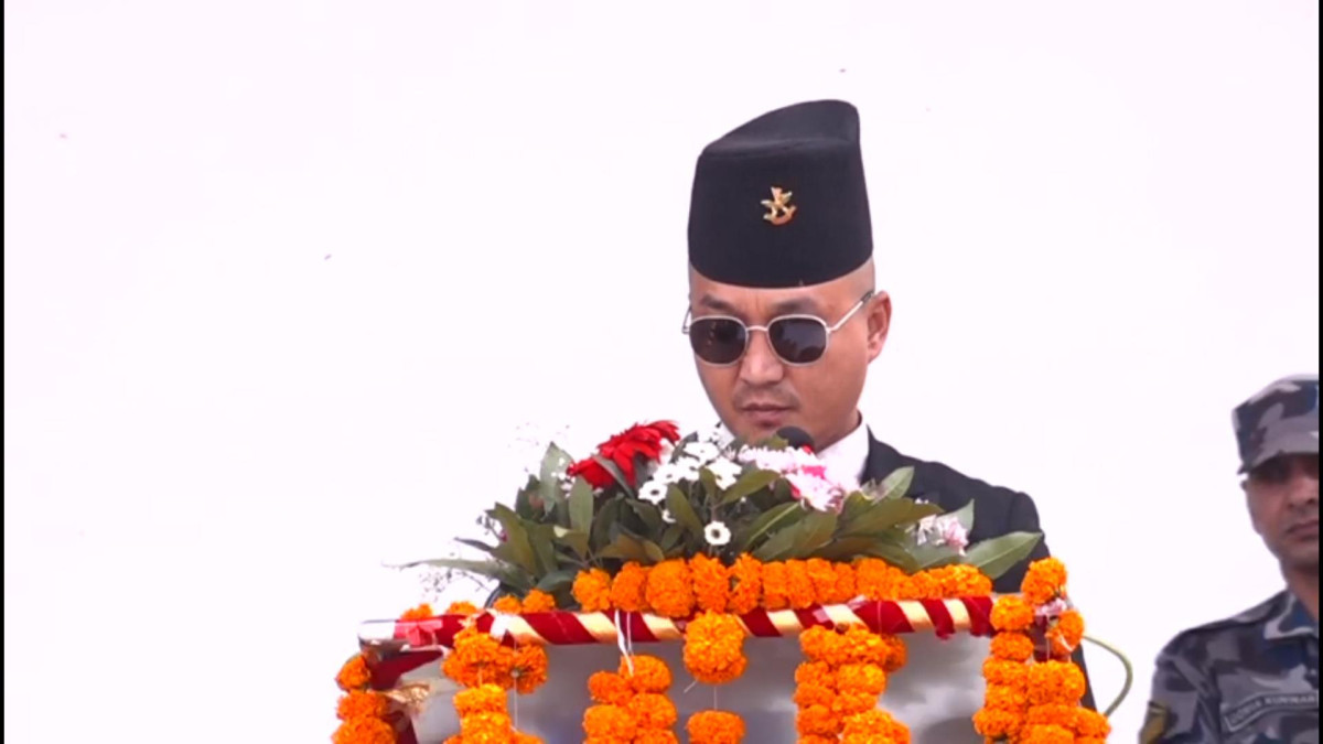 गृहमन्त्री गुरुङको स्पष्टीकरण: ‘पार्टीको निर्णय मानेर अनुसन्धानमा सहयोग गर्न तयार छु