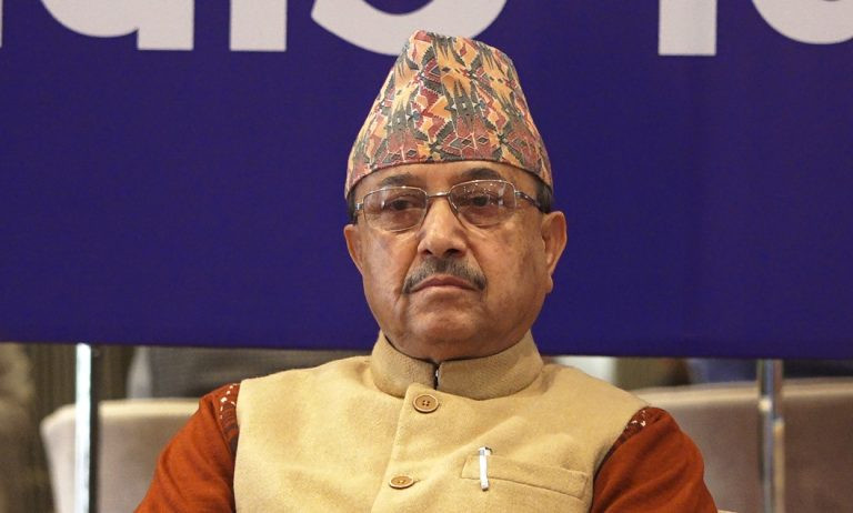 खड्कालाई सोधिएको स्पष्टीकरण फिर्ता लिने तयारीमा कांग्रेस