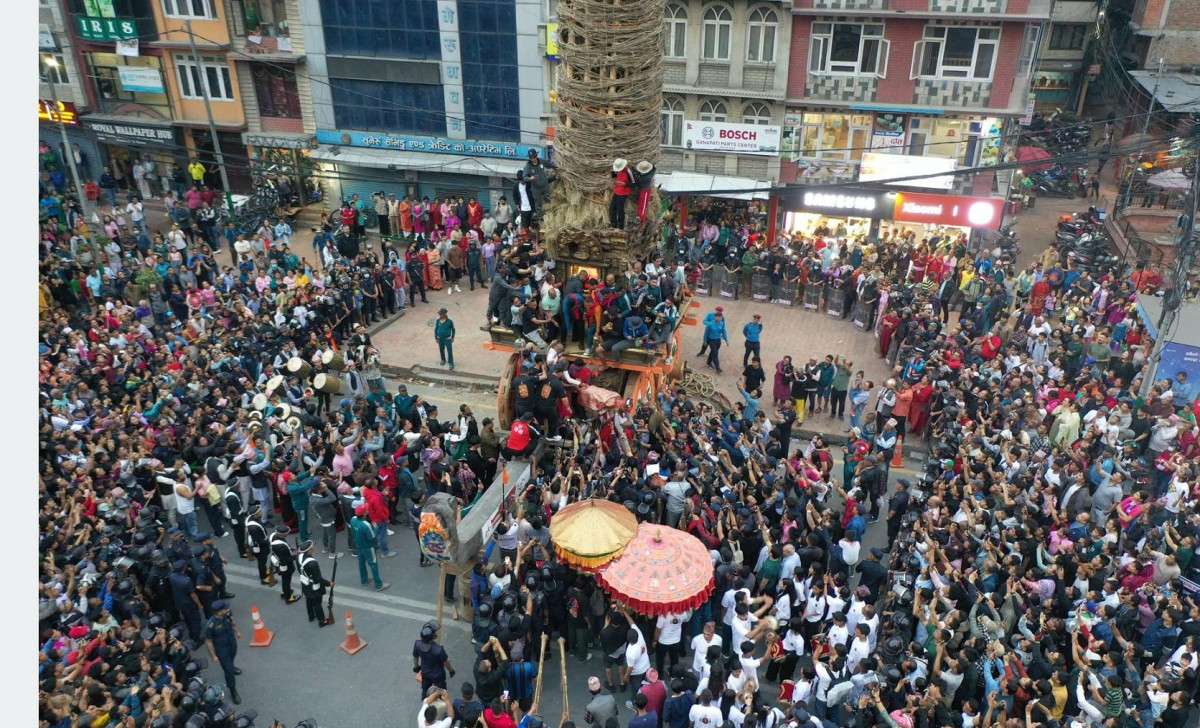 ललितपुरमा रातो मच्छिन्द्रनाथको रथारोहण