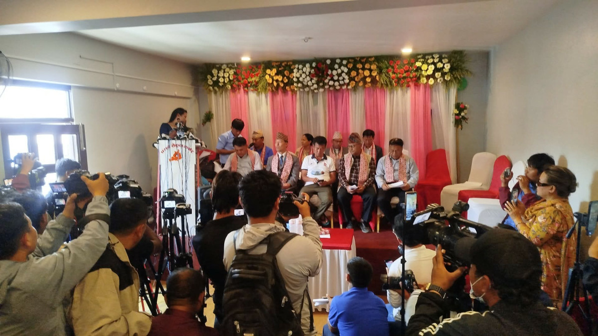 हर्कराज राई नेतृत्वको श्रम संस्कृति पार्टी विज्ञहरुसँगको छलफलमा