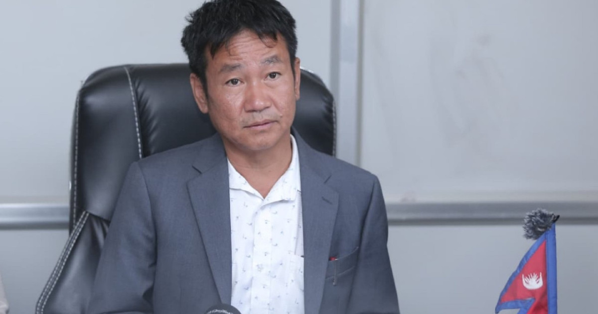 सरकारको सुकुम्बासी बस्ती भत्काउने निर्णयप्रति अध्यक्ष साम्पाङकाे विरोध