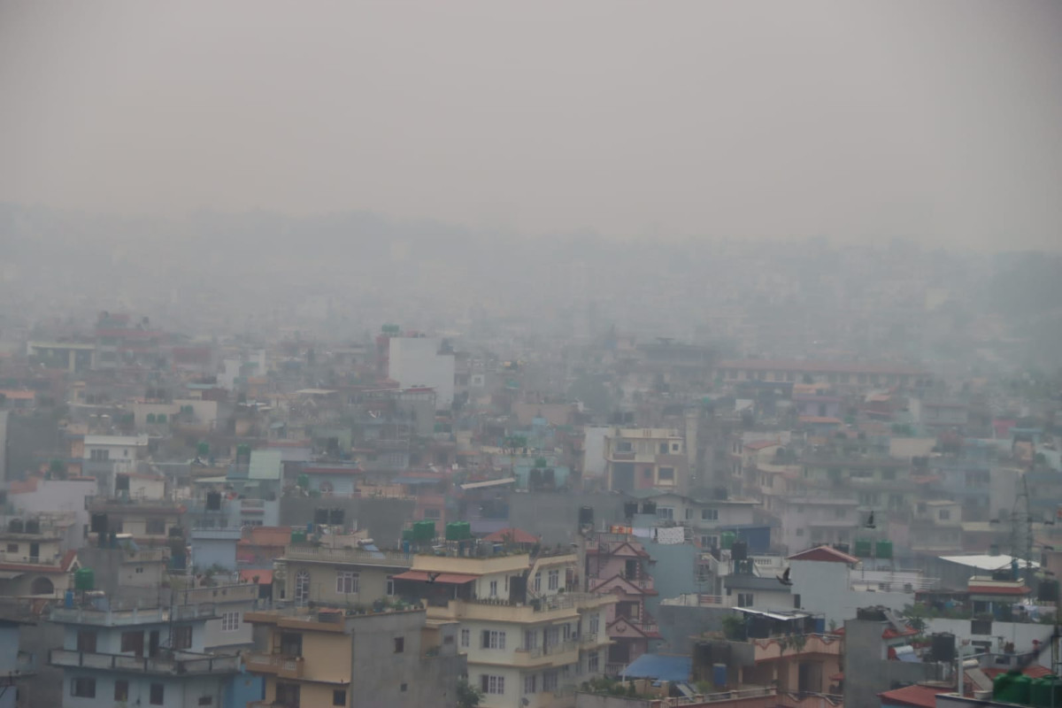 सुक्खाले बढायो डढेलो र प्रदूषण